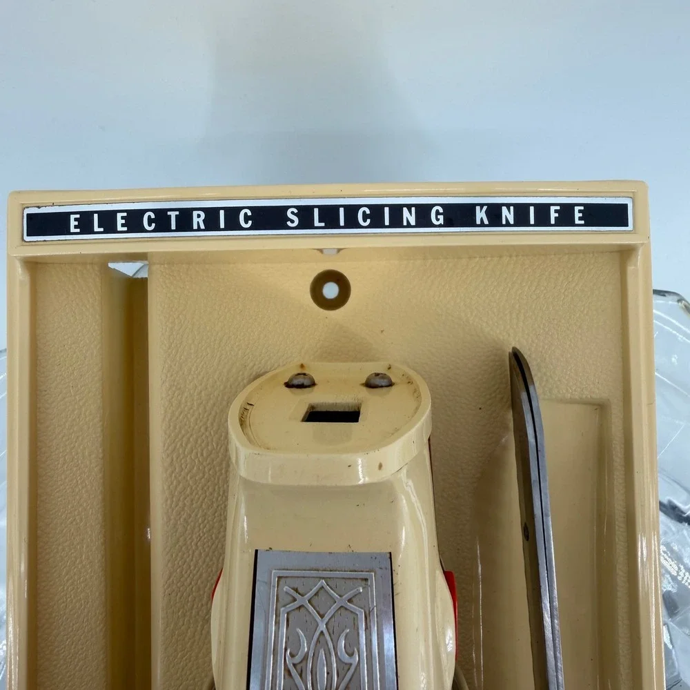 Vintage Sunbeam Electric Slicing Knife Set Cream Beige Wood Accent Original Case